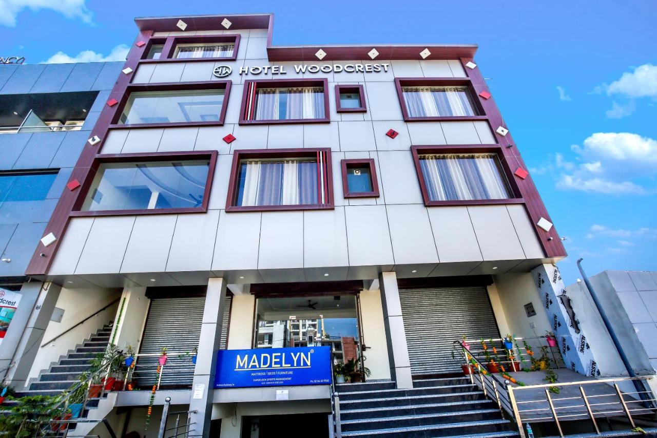 Hotel Woodcrest Zirakpur - Best Family Hotel By - A Unit Of Sidham Group Zewnętrze zdjęcie
