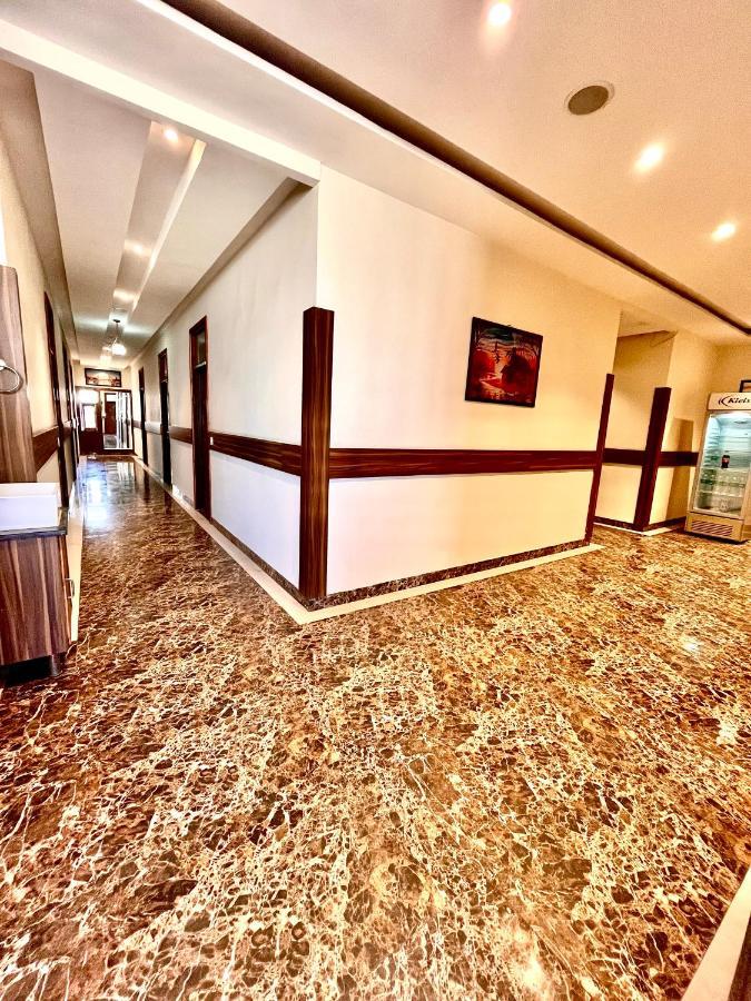 Hotel Woodcrest Zirakpur - Best Family Hotel By - A Unit Of Sidham Group Zewnętrze zdjęcie
