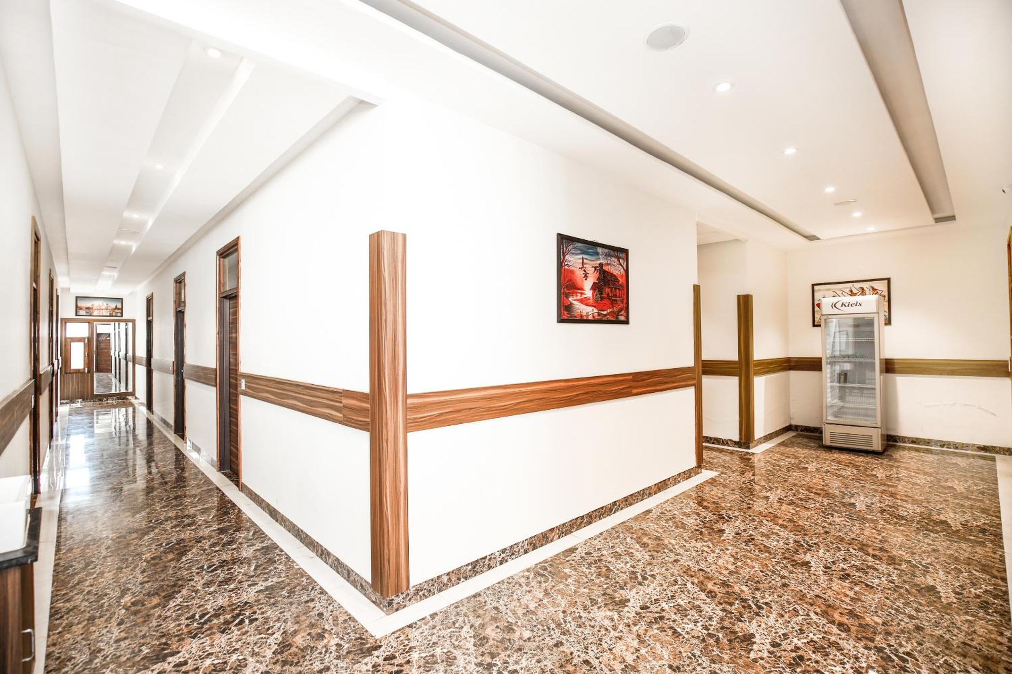 Hotel Woodcrest Zirakpur - Best Family Hotel By - A Unit Of Sidham Group Zewnętrze zdjęcie